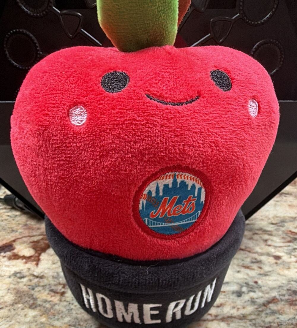 7” New York Mets Home Run Apple Plush Mascot by Dunkin